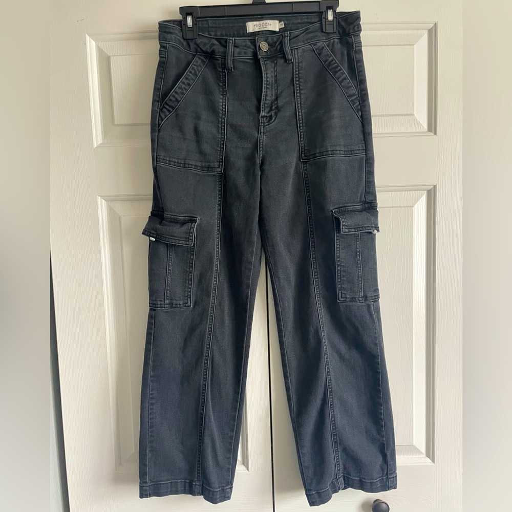 HIDDEN - Los Angeles, Black Cargo pants. Size 29
